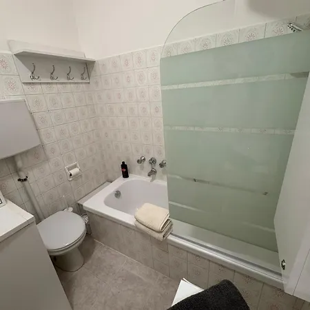 Sunset Lakeview Small Paradise